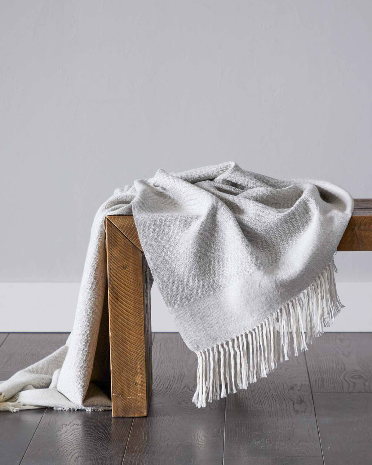 
                  
                    La Loma blanket handwoven in Peru luxury and one of a kind gift made by master artisans.
                  
                