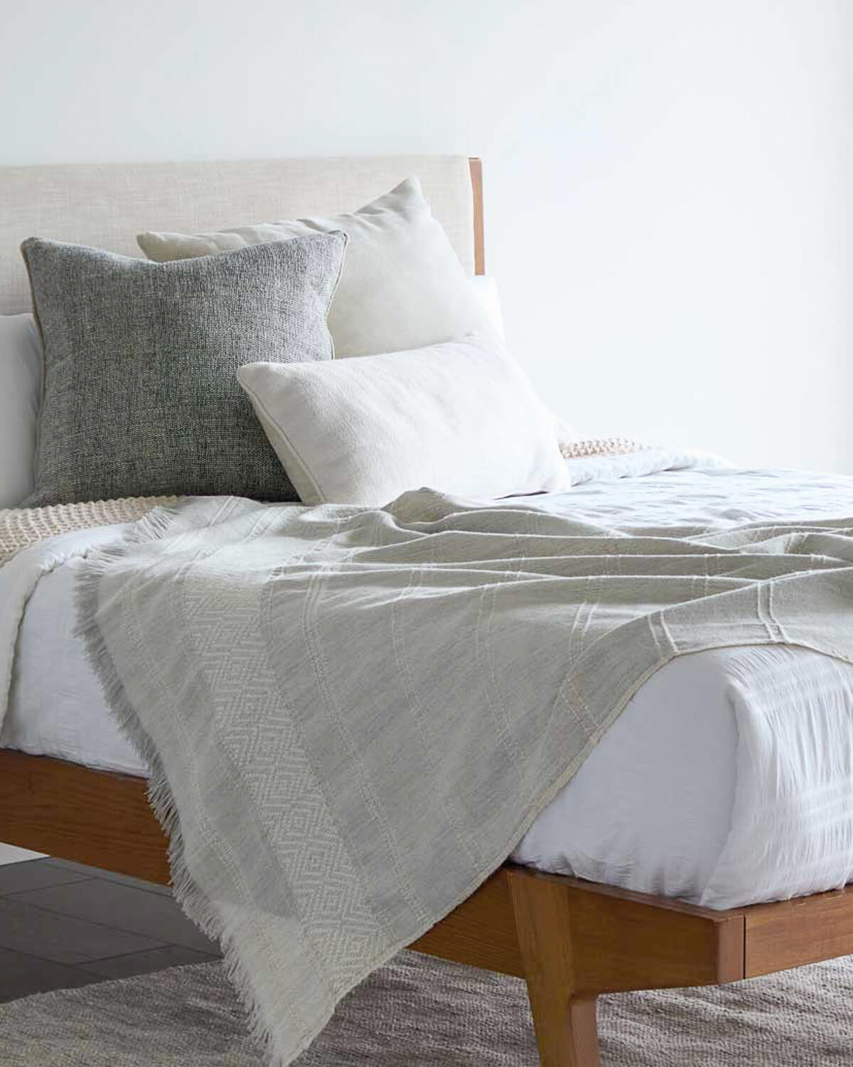 
                  
                    Fairkind light gray textured luxury baby alpaca throw blanket for couch and bed,
                  
                